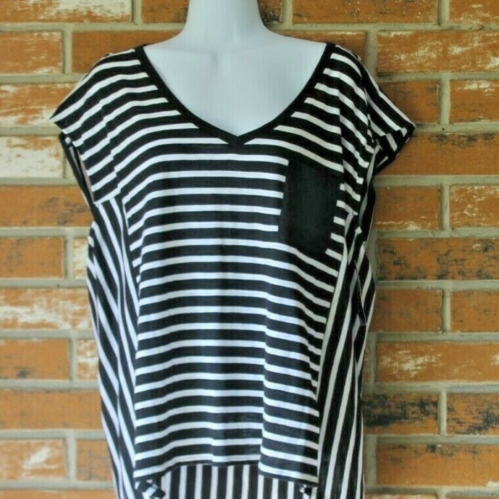 ANA Hi Low V Neck T Shirt